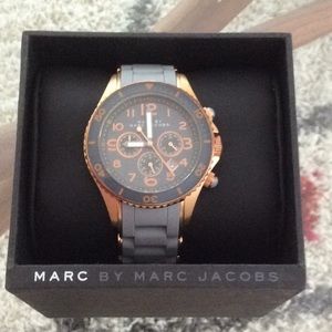 Gray & rose gold Marc by Marc Jacobs watch MBM2550